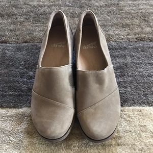 Like New Dansko Clogs.